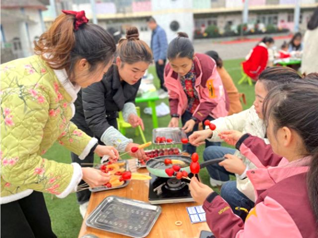杏彩体育官网注册免费学面点培训学校糕点点心品种大全舌尖上的美味 泸州市江阳区黄舣