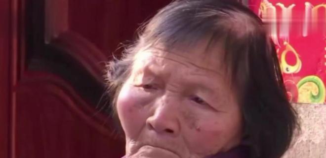 杏彩平台官网糕点属于什么食品麦片麦片和燕麦片哪种好只因一口麦片84岁老太遭到90